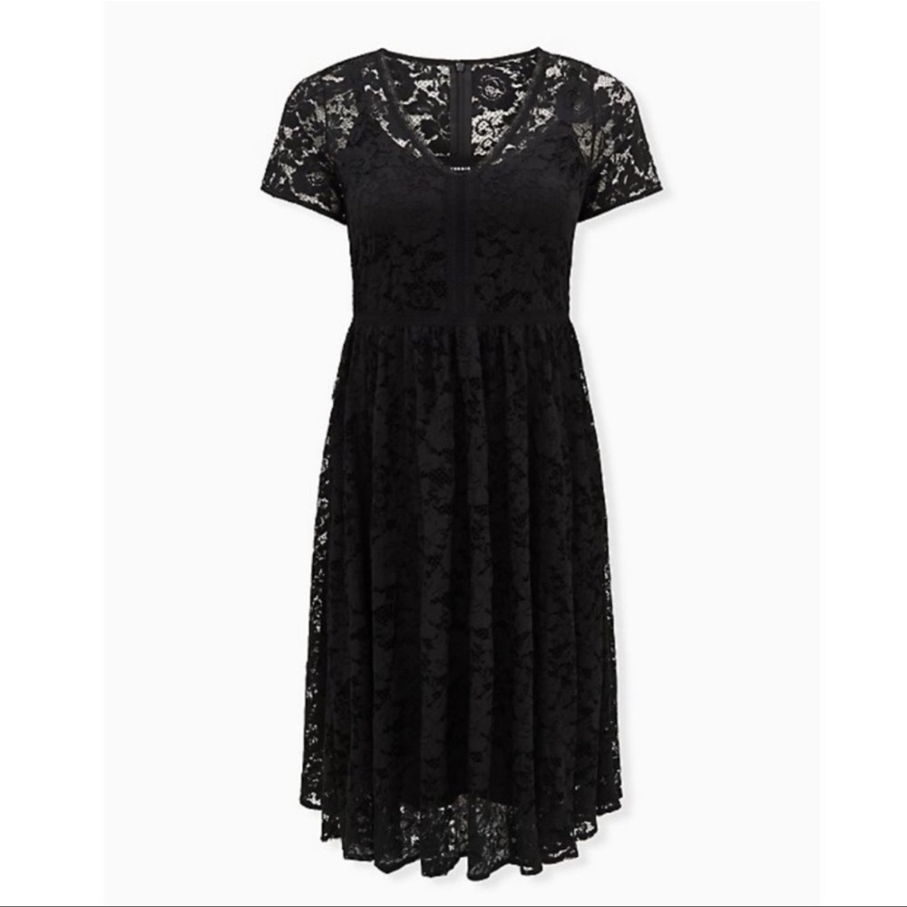 NWT TORRID BLACK LACE LADDER INSET MIDI DRESS